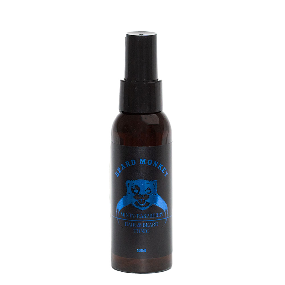 Beard Monkey Hair & Beard Tonic Minty/Raspberry – svart sprayflaska med blå detaljer och en blå apa på etiketten.
