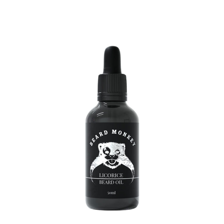 Beard Monkeys Beard Oil I doften Licorice. En svart pipettflaska om 50ml med svart etikett som har silvriga detaljer.