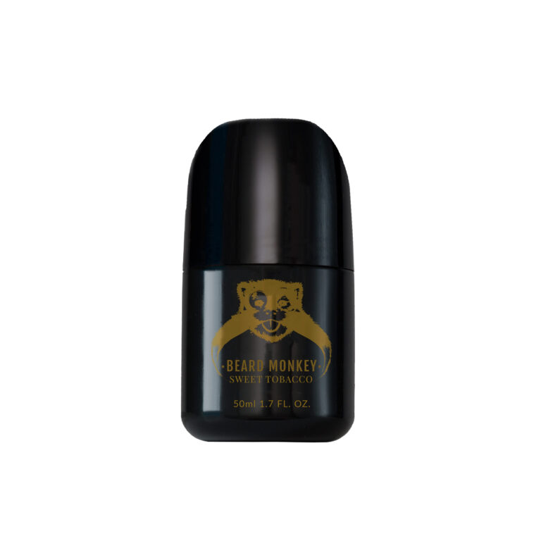 Beard Monkey Antiperspirant Sweet Tobacco i svart roll-on-förpackning med bronsfärgade detaljer.